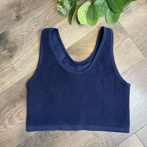 Aerie active fish net cropped top small